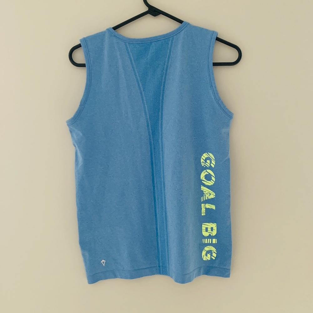 Ivivva tank - Picture 3 of 4